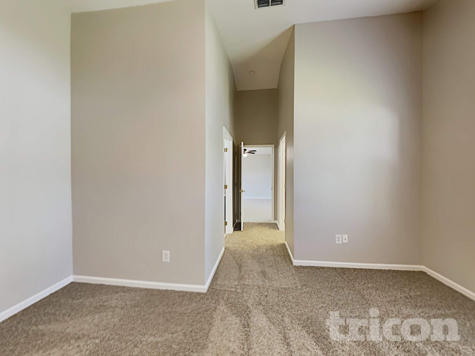 Building Photo - 301 Misty Oaks Run