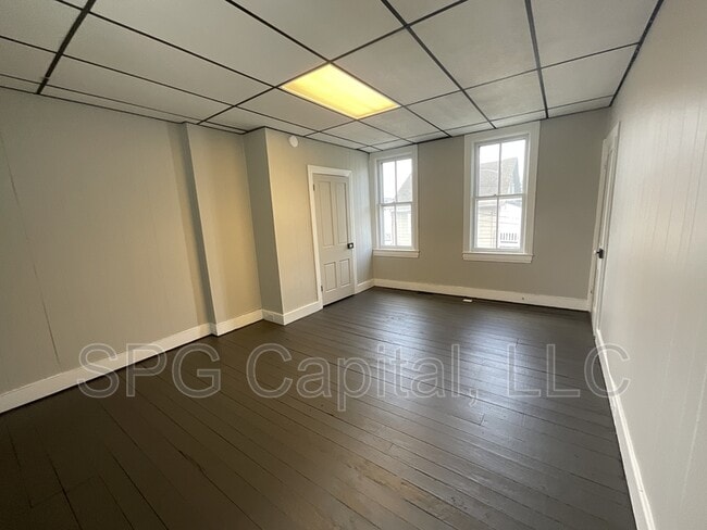 Building Photo - 424 Third Street