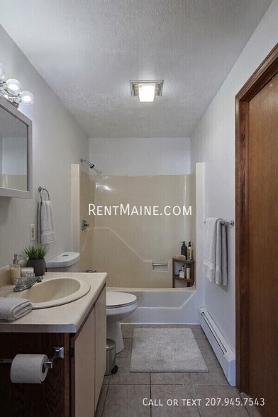 Building Photo - 7 Hartley St