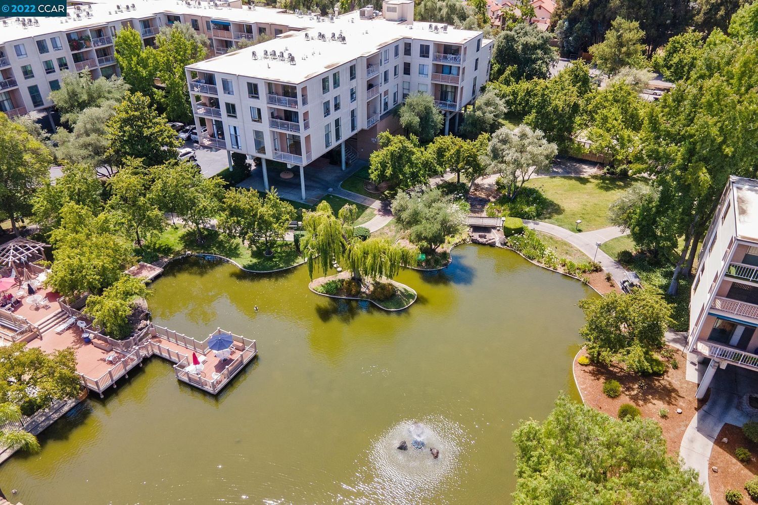 keys complex - 300 N Civic Dr #313