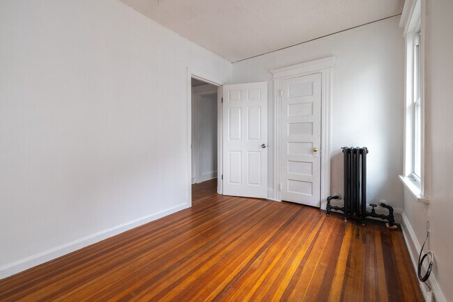 Building Photo - 55 Myrtle Ave