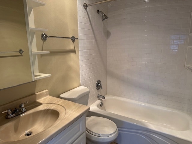 Building Photo - 5 Villa Verde Dr