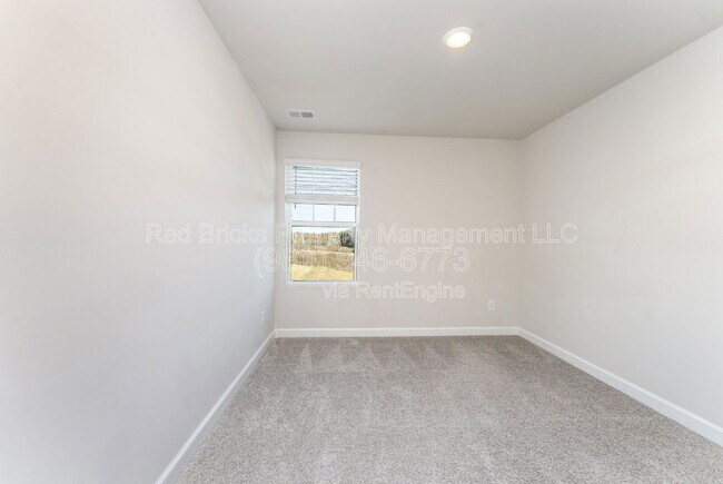 Building Photo - 2003 Old Rivers Rd