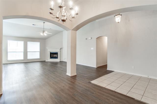 Building Photo - 2705 Emerald Ln