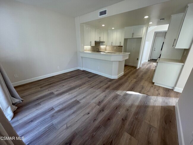 Building Photo - 1067 Terrace Hill Cir