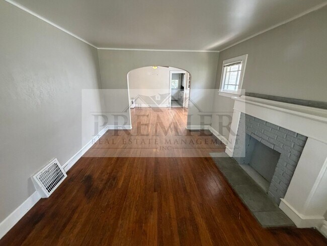 Building Photo - 5607 Virginia Ave