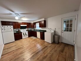 Building Photo - 36 Burwood Ave