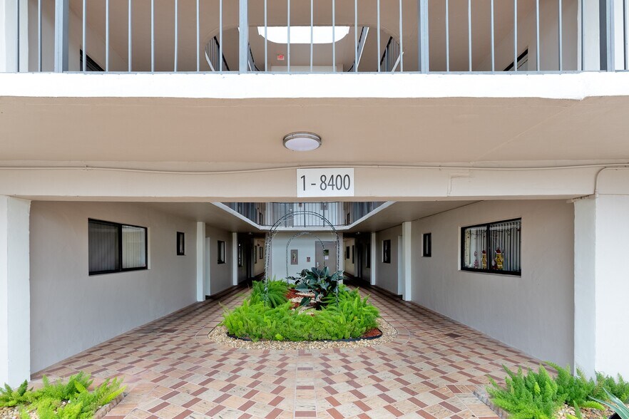 Building Photo - 8400 SW 133rd Avenue Rd