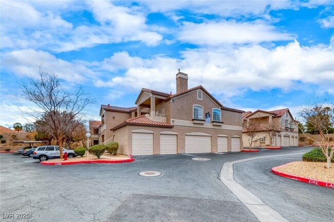 Building Photo - 75 N Valle Verde Dr