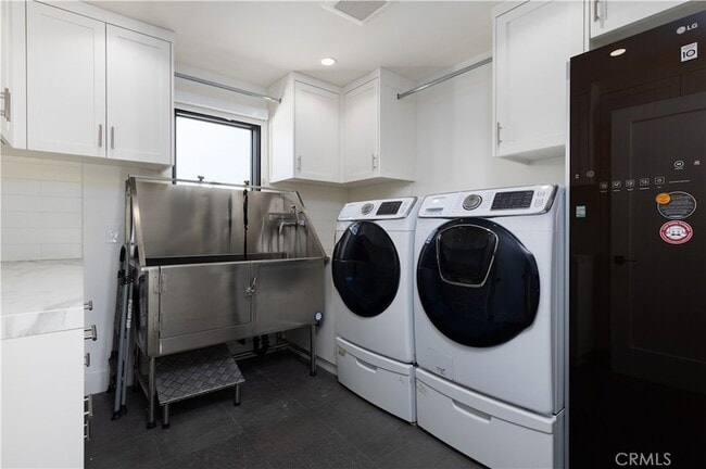 Building Photo - 32492 Azores Rd