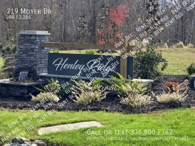Building Photo - 219 Moyer Dr