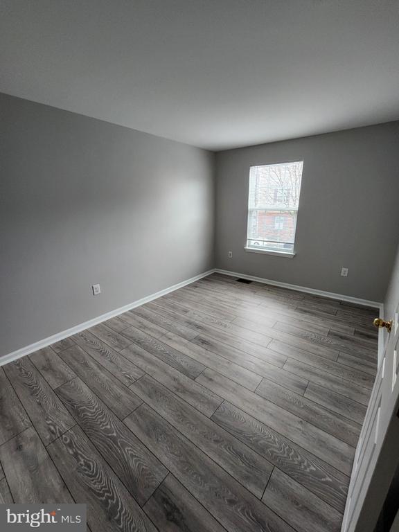 Building Photo - 1038 Lamberton St