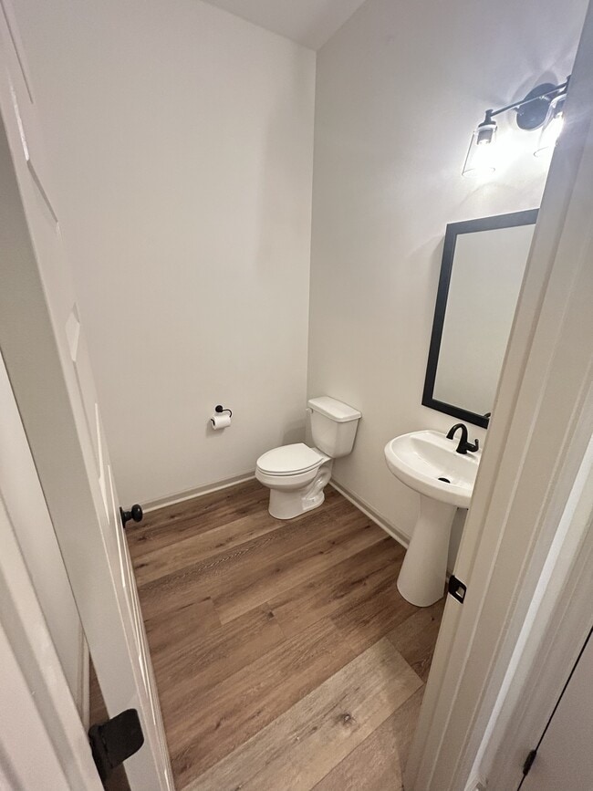 Building Photo - 9508 Dakota Dr