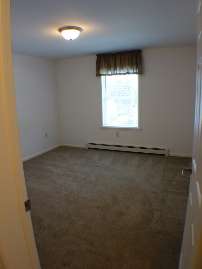 Building Photo - Single Family Ranch Style Home- South Berw...