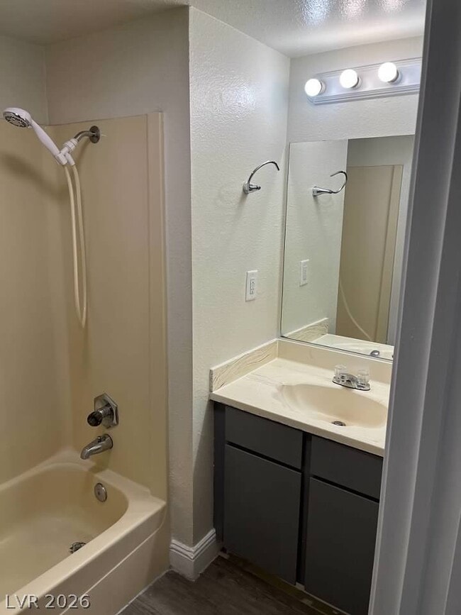 Building Photo - 4941 Newport Cove Dr