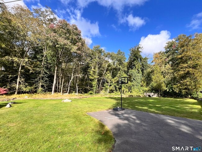 Building Photo - 267 Thunder Hill Dr