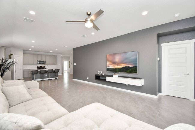 Building Photo - 7431 Teton Creek Trace