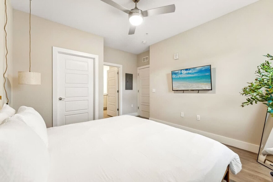 Building Photo - 12550 Windy Pointe Lp