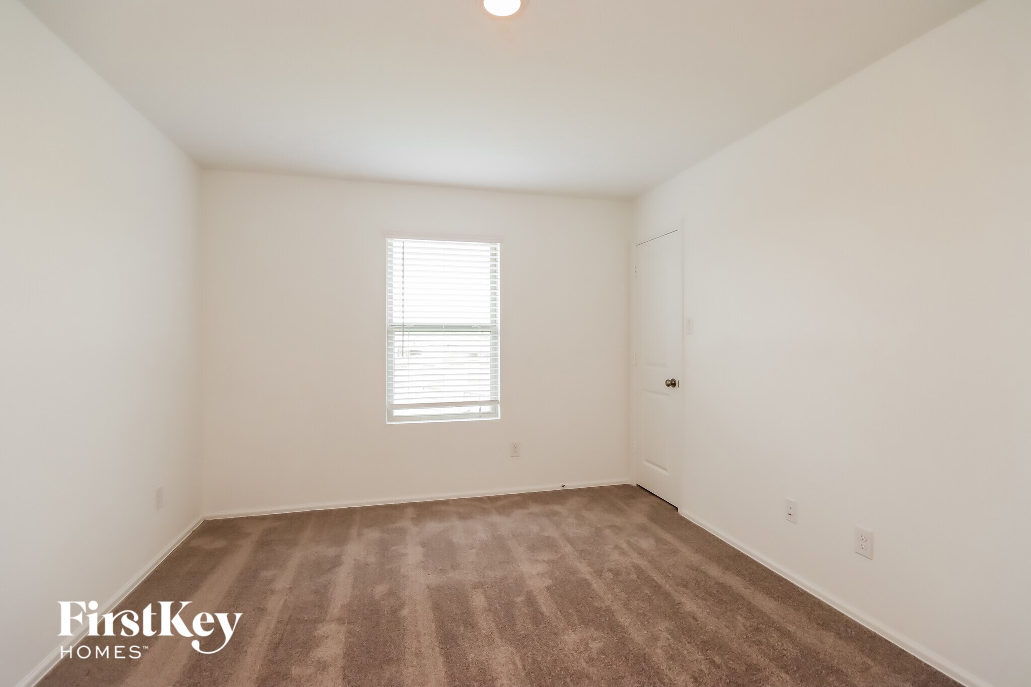 Building Photo - 23709 Pagliano Ct