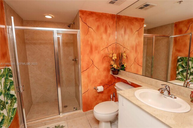 Building Photo - 335 S Biscayne Blvd