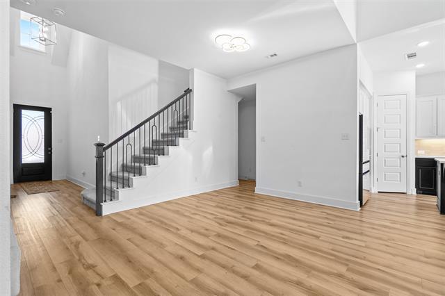 Building Photo - 1136 Saddle Ridge Dr