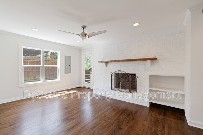 Building Photo - 227 53rd Ave N