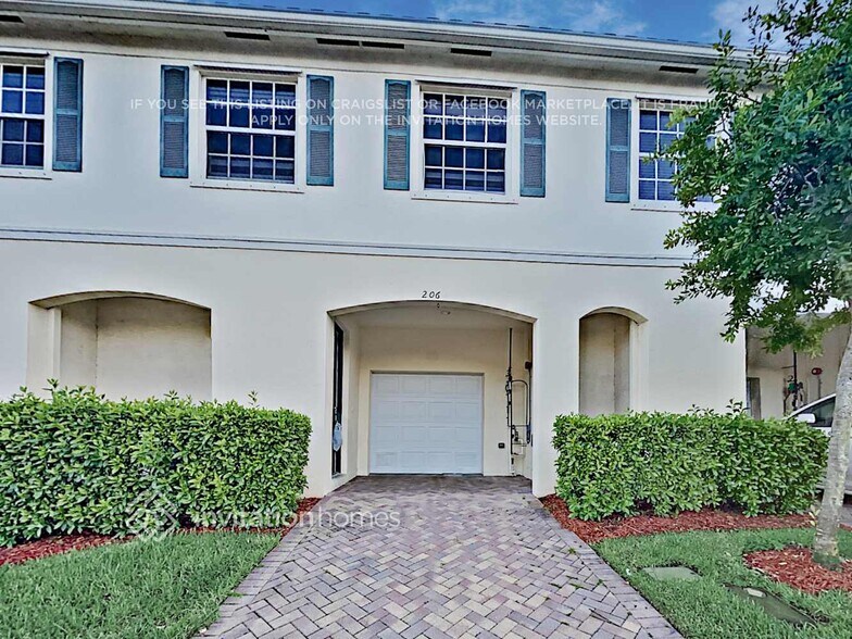Primary Photo - 206 SW 7th Ct