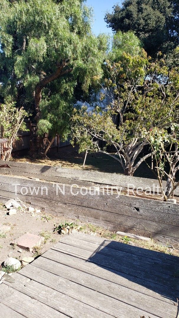 Building Photo - Charming 3-Bedroom Home in South Salinas –...