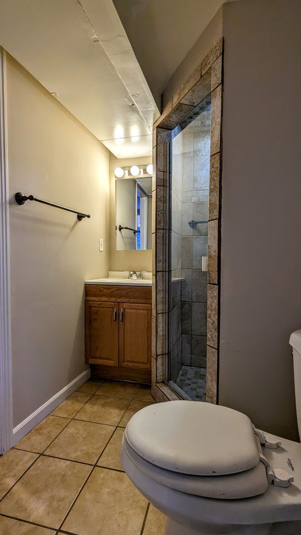 Building Photo - Beautifully Restored 4 Bed 2 Bath Home in ...