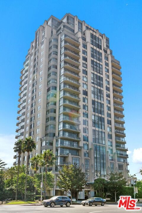 Primary Photo - 10800 Wilshire Blvd