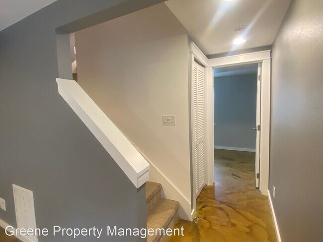 Building Photo - 3 br, 2 bath House - 1222 9th Ave SE