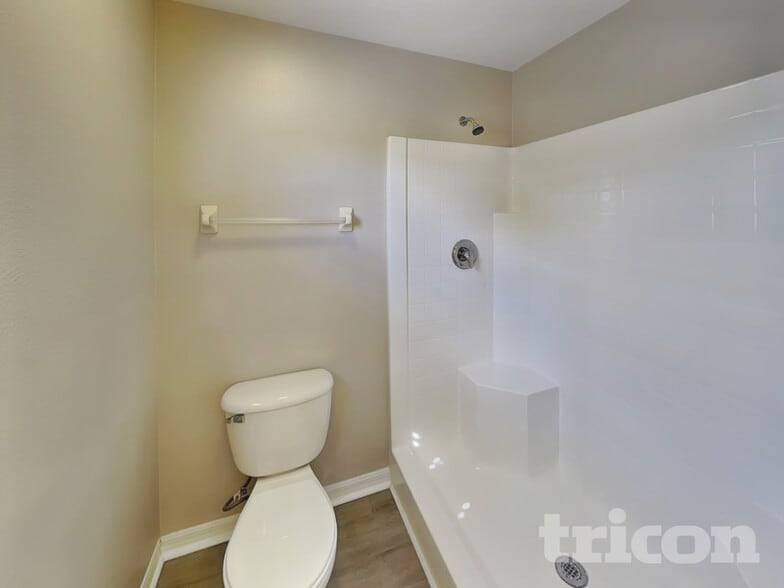 Building Photo - 938 Millenbeck Ave