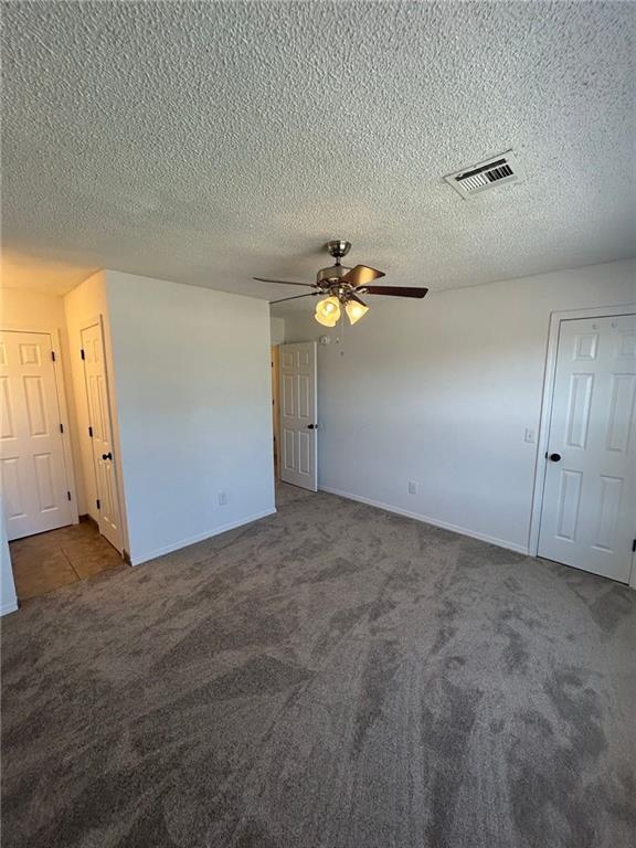 Building Photo - 3301 SW Victoria Pl