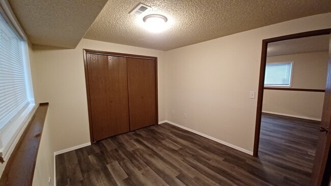 Building Photo - 11009 E Augusta Ct