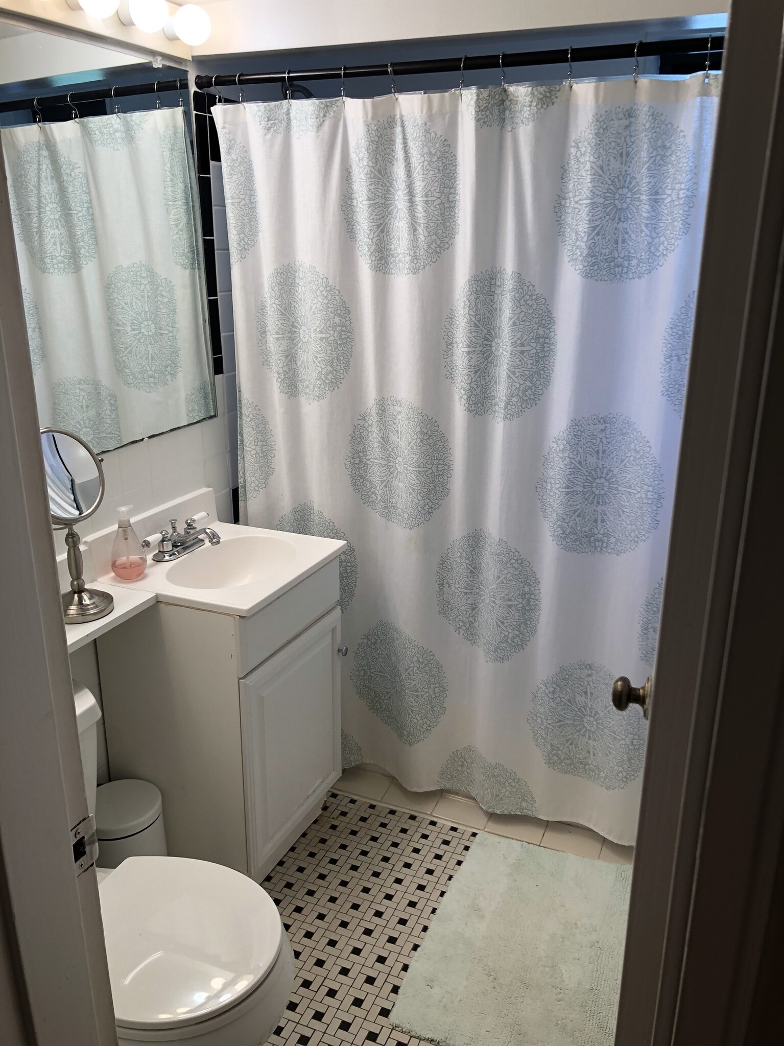 Bathroom - 3825 Davis Pl NW