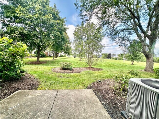 Building Photo - 1226 Clearview Ct