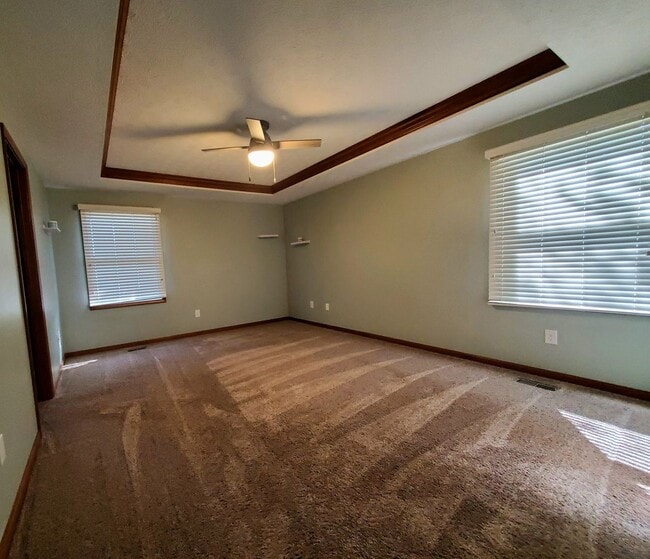 Building Photo - 3-bedroom 2 Full Bath House