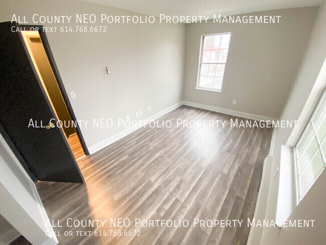 Building Photo - 915 S Court St