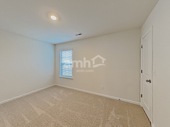 Building Photo - 3321 Oak Tree Trail