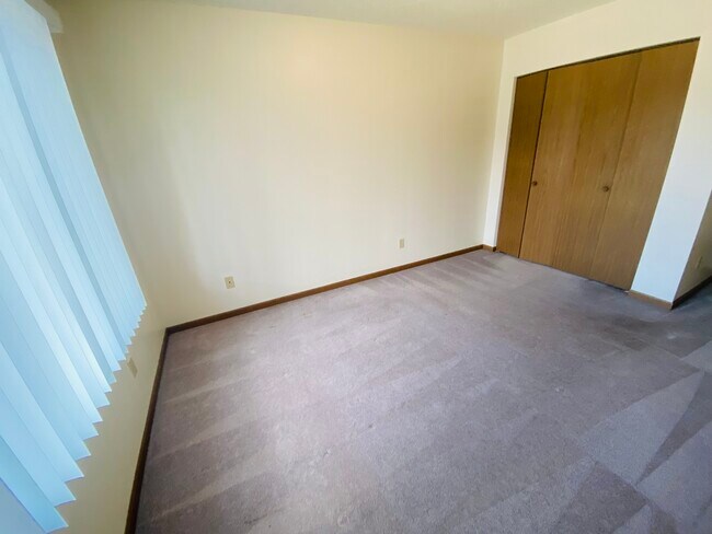 Building Photo - 365 Beaver Kreek Center