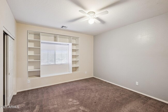 Building Photo - 33005 N 24th Ln