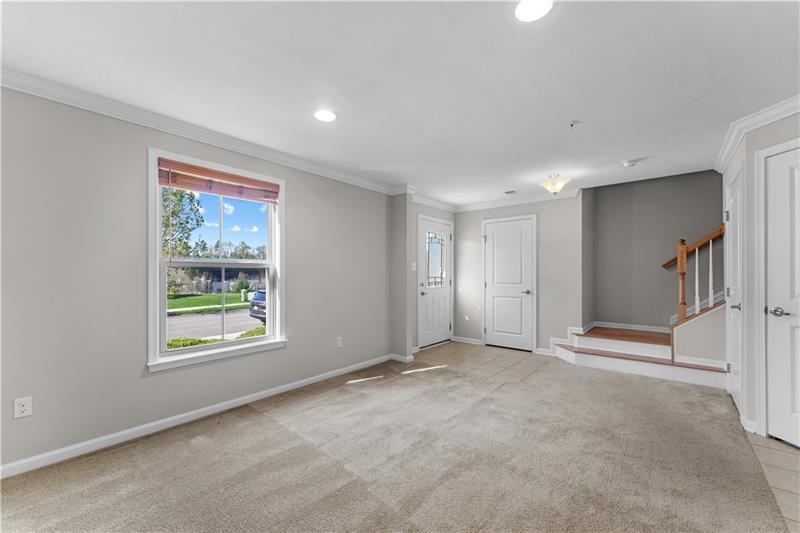 Building Photo - 410 Fairmont Dr