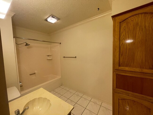 Building Photo - Convince is the key! Make the call today!