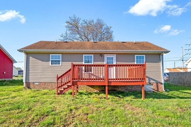 Building Photo - 521 Gainey Dr