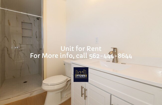 Building Photo - Townhome - 3 Bedrooms-2.5 Baths - Los Angeles -