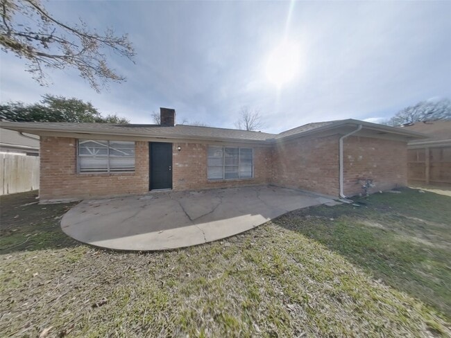 Building Photo - 14218 Overbrook Ln