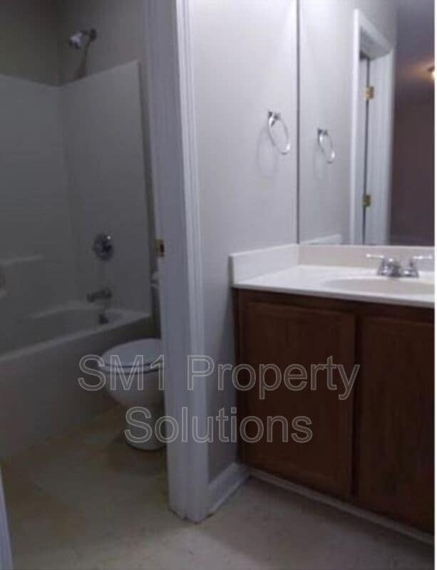 Building Photo - 115 Thomas St