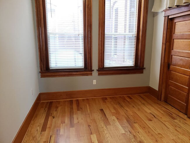 Building Photo - 2 BR/ 2BA Condo in Downtown Tampa