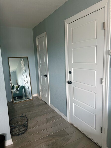 Main Bedroom - 3804 Titanic Ave