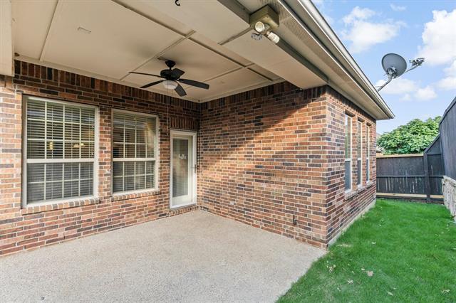 Building Photo - 300 Chester Dr